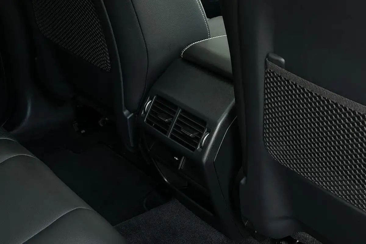 2024-jaguar-e-pace-20-d200-r-dynamic-se-black-big-31