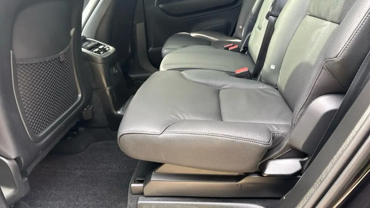 2024-volvo-xc90-20-t8-plus-big-9