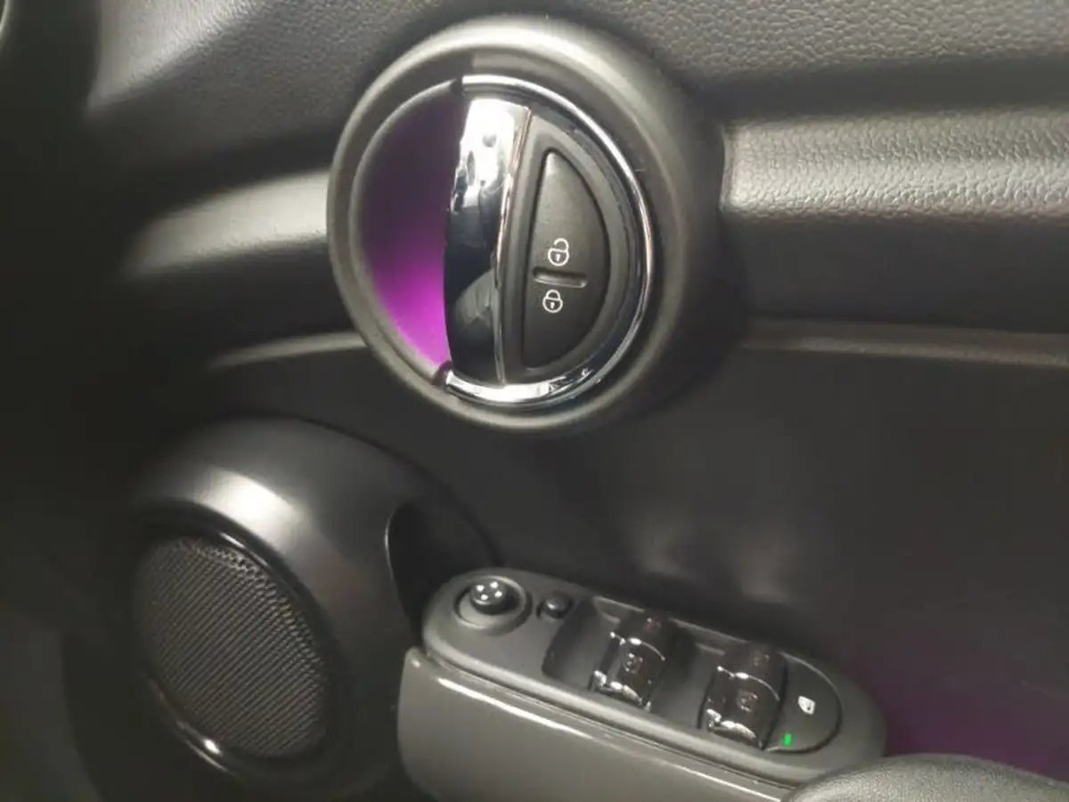2019-mini-cooper-15-cooper-classic-hatchback-5d-big-16
