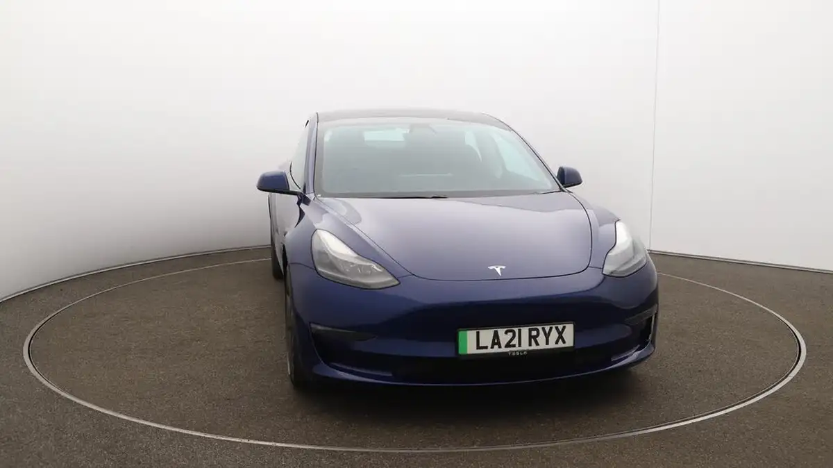 2021-tesla-model-3-e-long-range-4x4-big-40