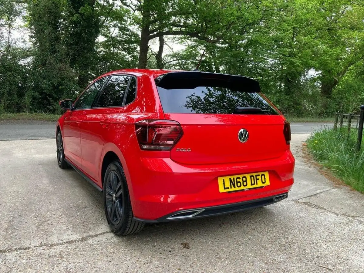 2018-volkswagen-polo-10-tsi-r-line-95ps-5d-big-11
