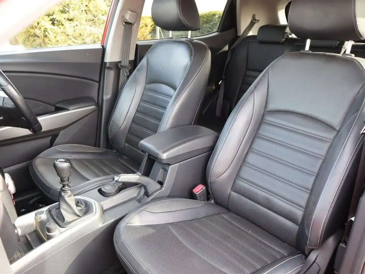 2017-kgm-ssangyong-tivoli-16-elx-big-27