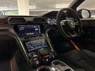 2023-lamborghini-urus-40-no-trim-small-53