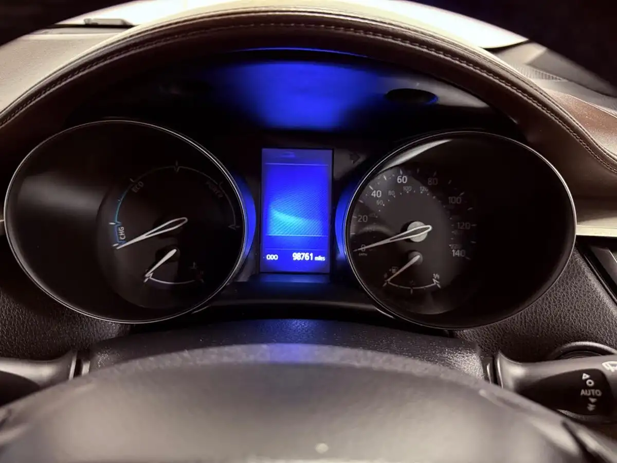 2017-toyota-c-hr-18-vvt-i-excel-big-26
