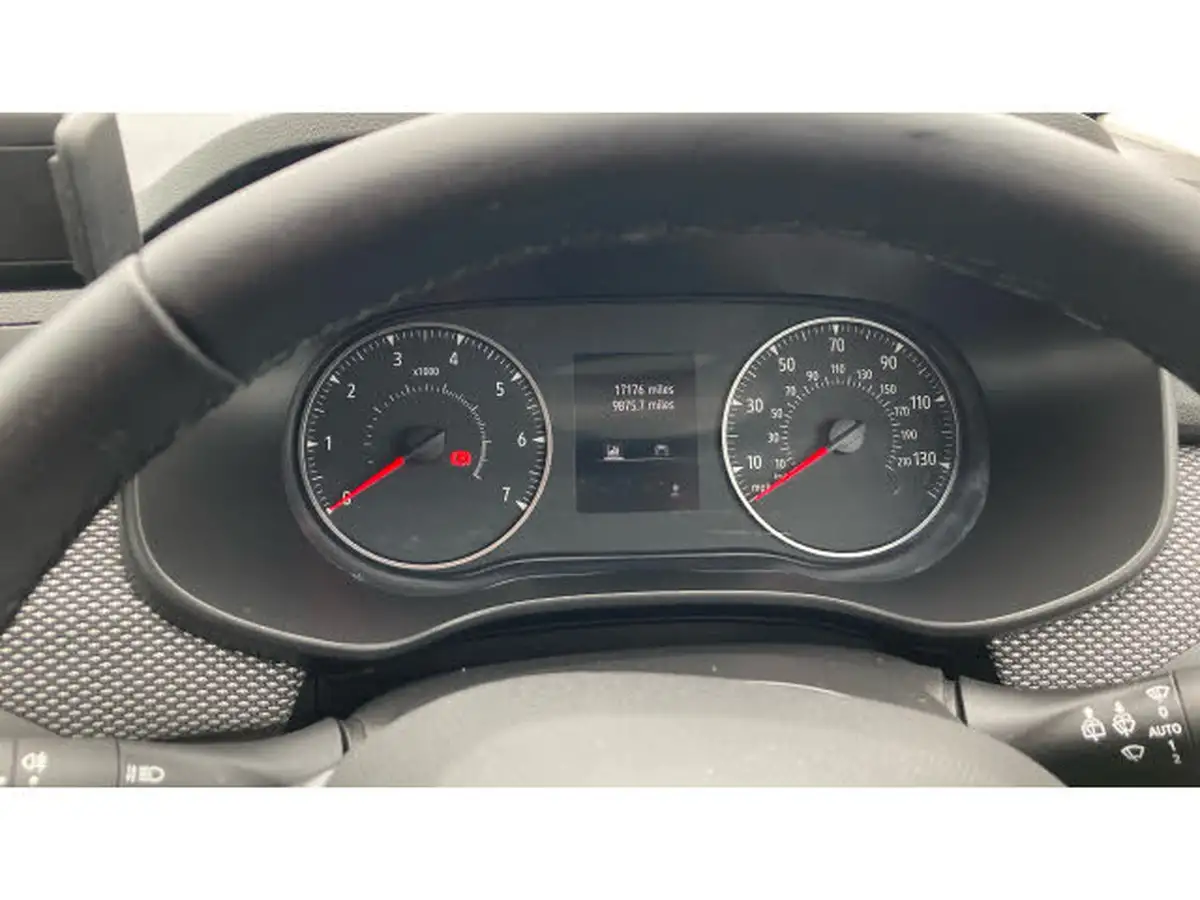2023-dacia-sandero-stepway-10-tce-journey-100bhp-bi-fuel-big-17