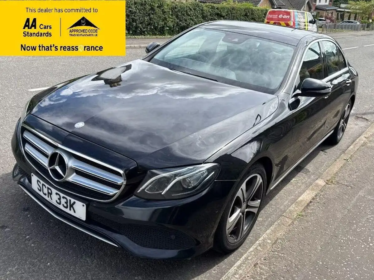2017-mercedes-benz-e-class-20d-e220d-se-premiumss-saloon-4d-big-1