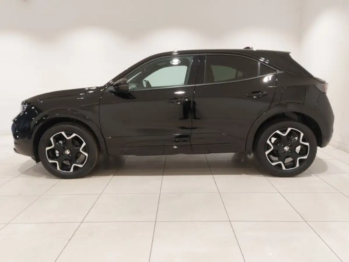 2025-vauxhall-mokka-12-ultimate-136ps-big-3