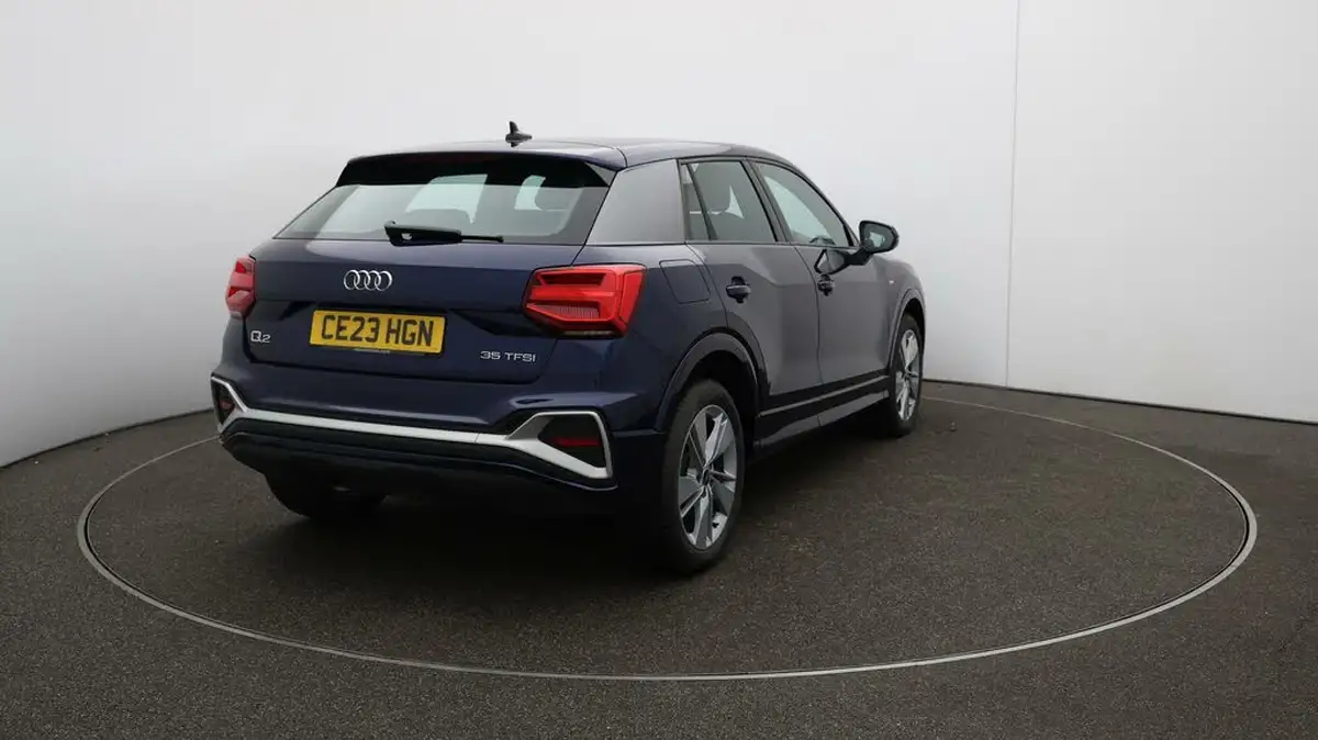 2023-audi-q2-15-35-tfsi-s-line-tronic-big-48