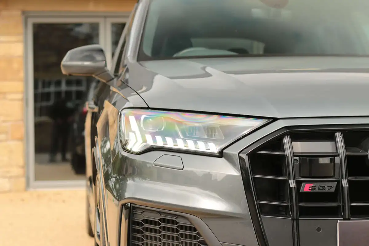 2022-audi-sq7-40-tfsi-black-edition-big-20