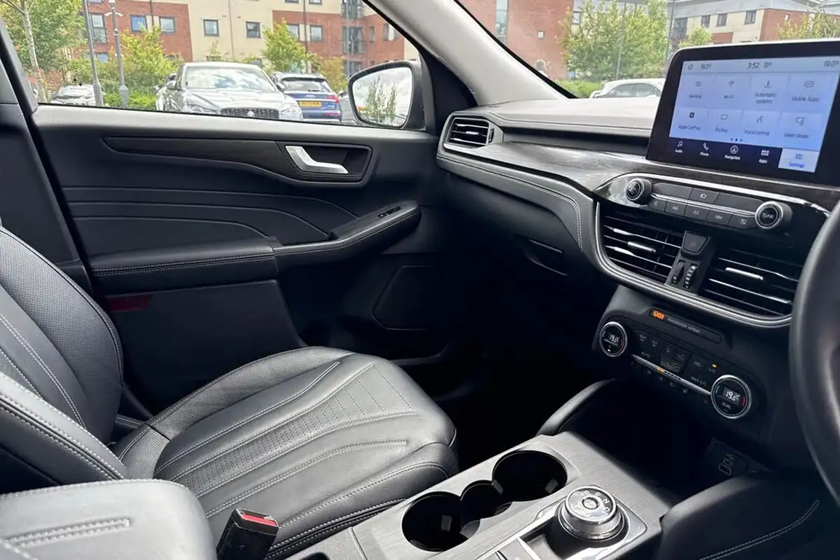 2022-ford-kuga-25t-vignale-190ps-fhev-big-55