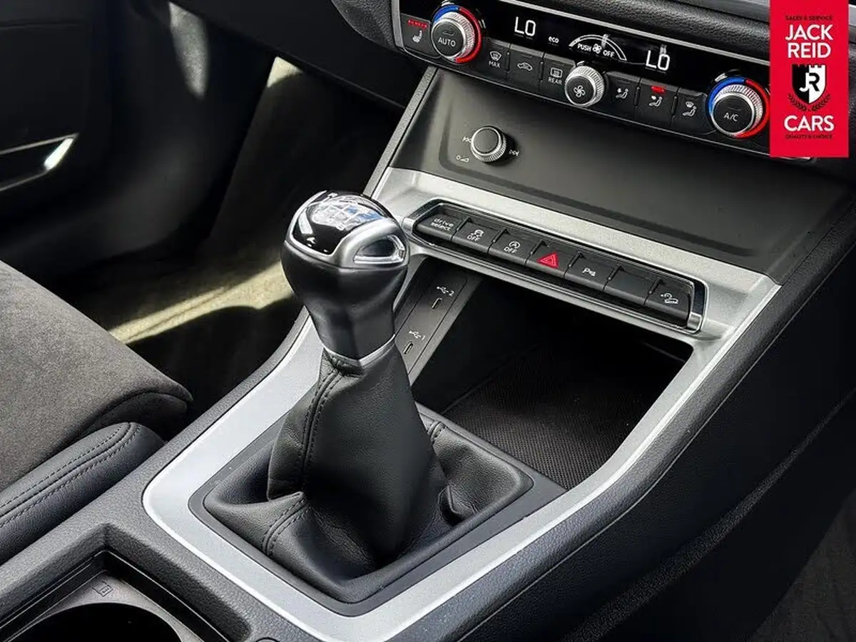 2021-audi-q3-20-35-tdi-sportback-big-24