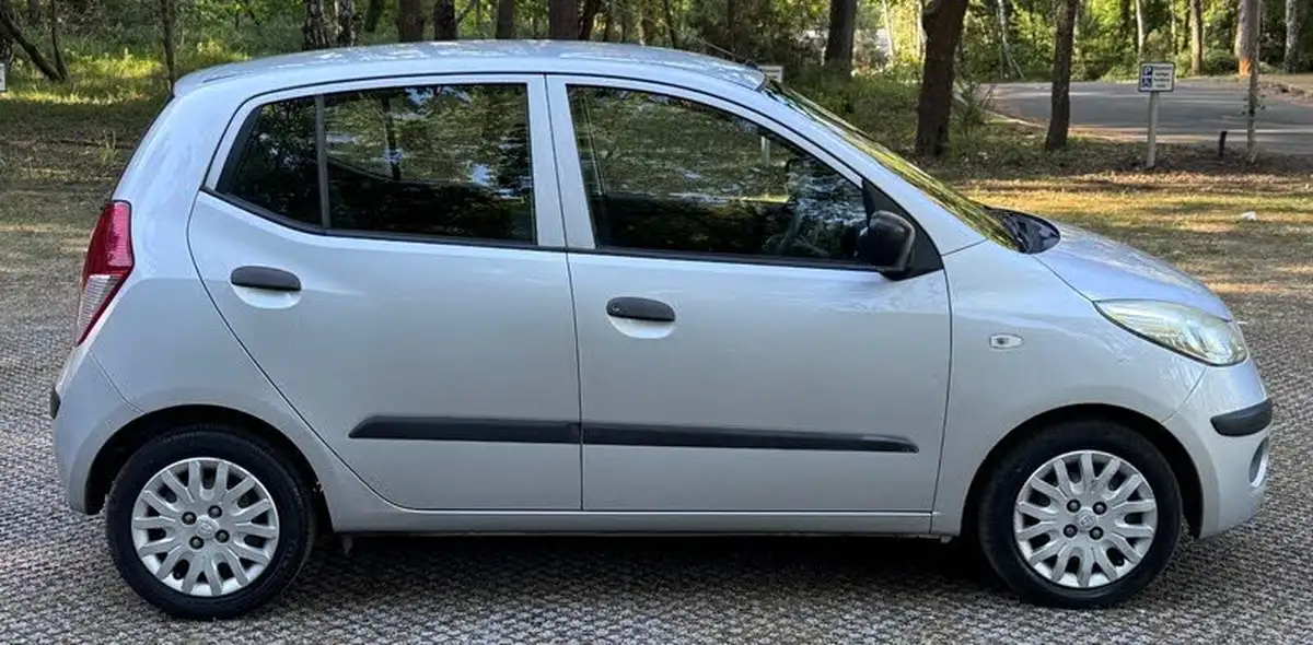 2010-hyundai-i10-12-classic-big-4