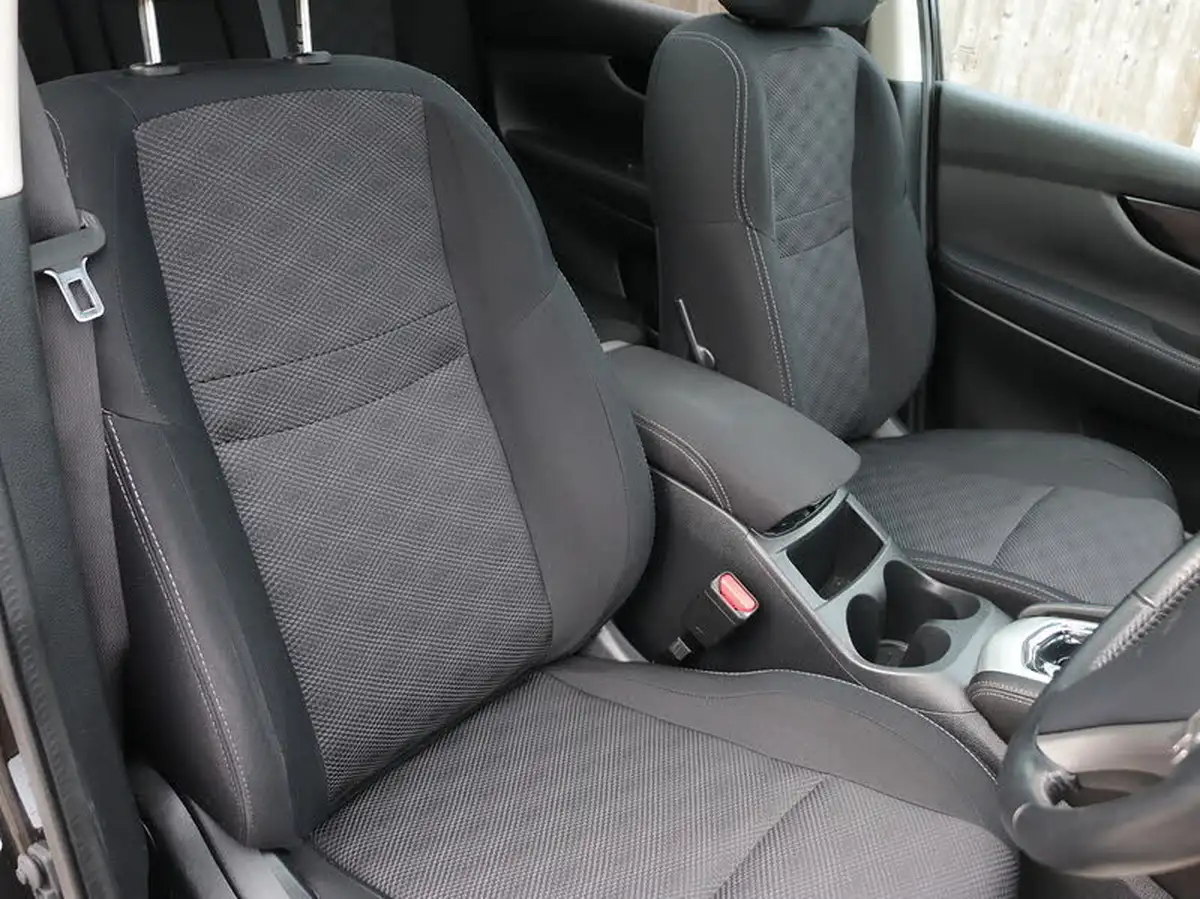 2016-nissan-qashqai-12-n-tec-xtronic-cvt-big-38