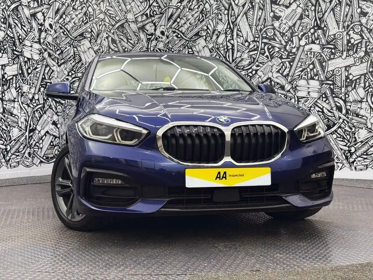 2020-bmw-1-series-15td-116d-sport-dct-big-1