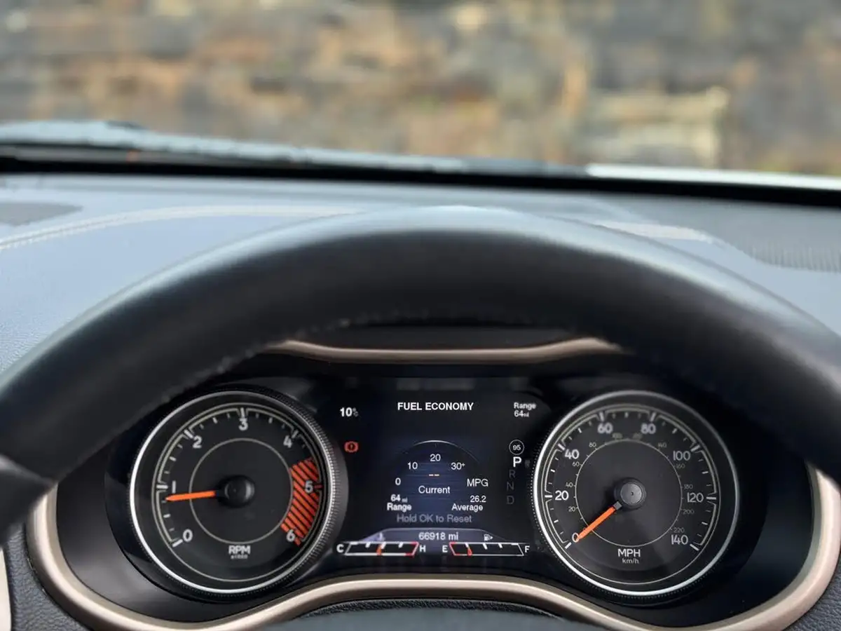 2016-jeep-cherokee-22multijet-ii-limited-ss-big-20