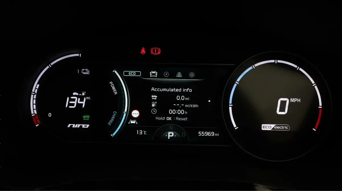 2021-kia-e-niro-ev-4-big-10