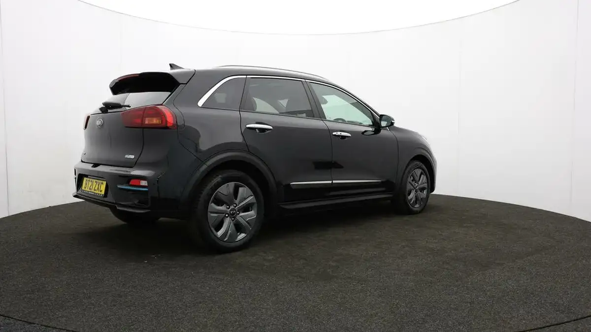 2021-kia-e-niro-ev-4-big-30