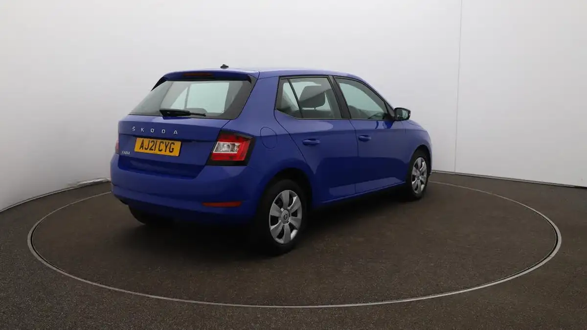 2021-skoda-fabia-10-tsi-95ps-hatchback-dsg-big-50