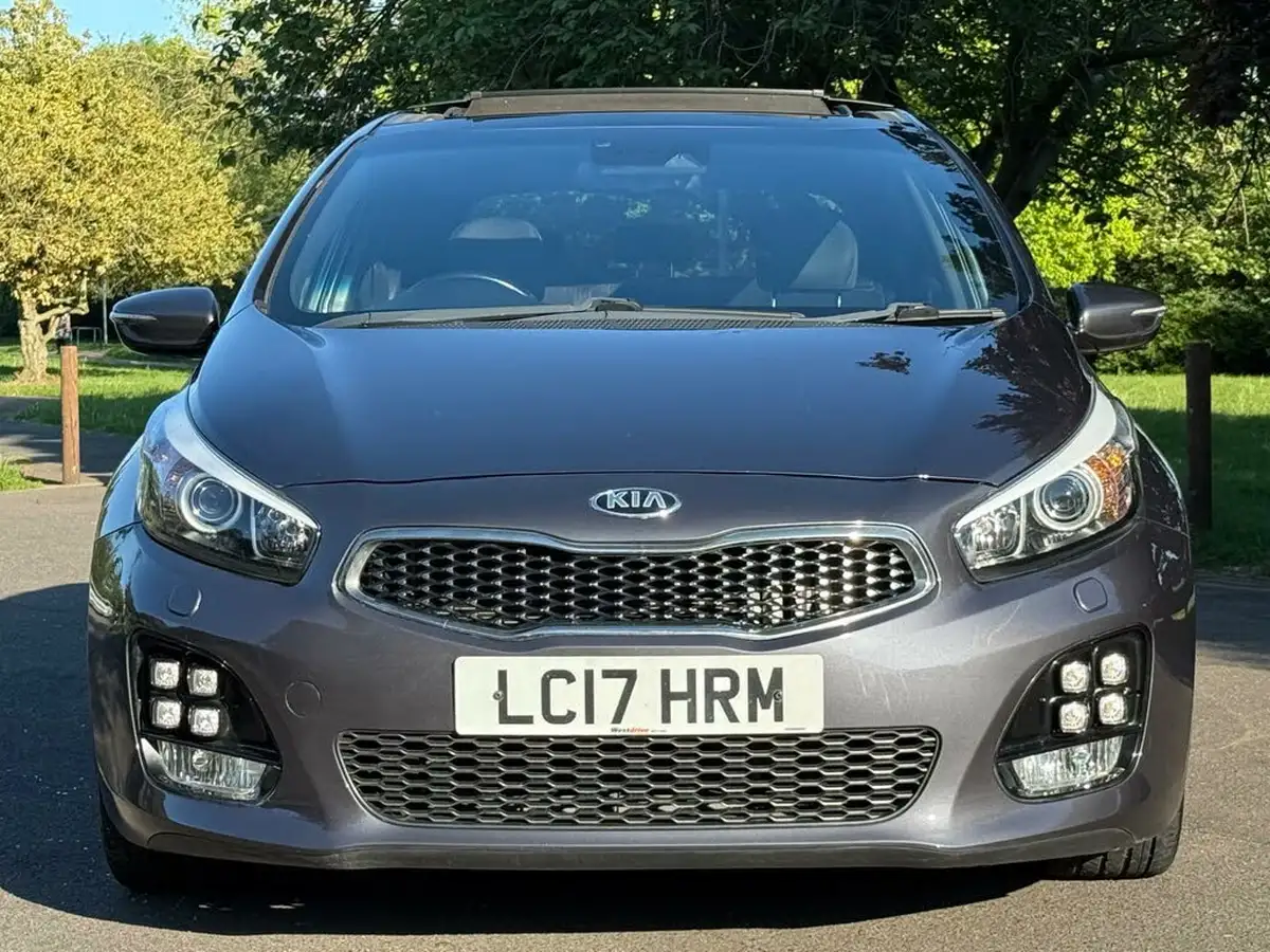 2017-kia-ceed-16crdi-gt-line-s-hatchback-dct-big-3