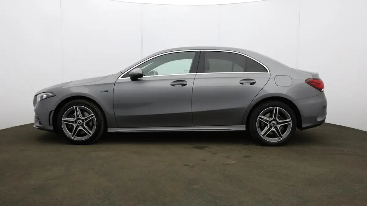 2021-mercedes-benz-a-class-13-a250e-amg-line-executive-saloon-4d-big-68