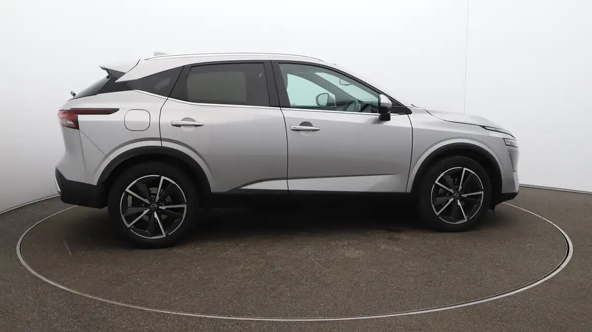 2022-nissan-qashqai-13-dig-t-tekna-158ps-big-41