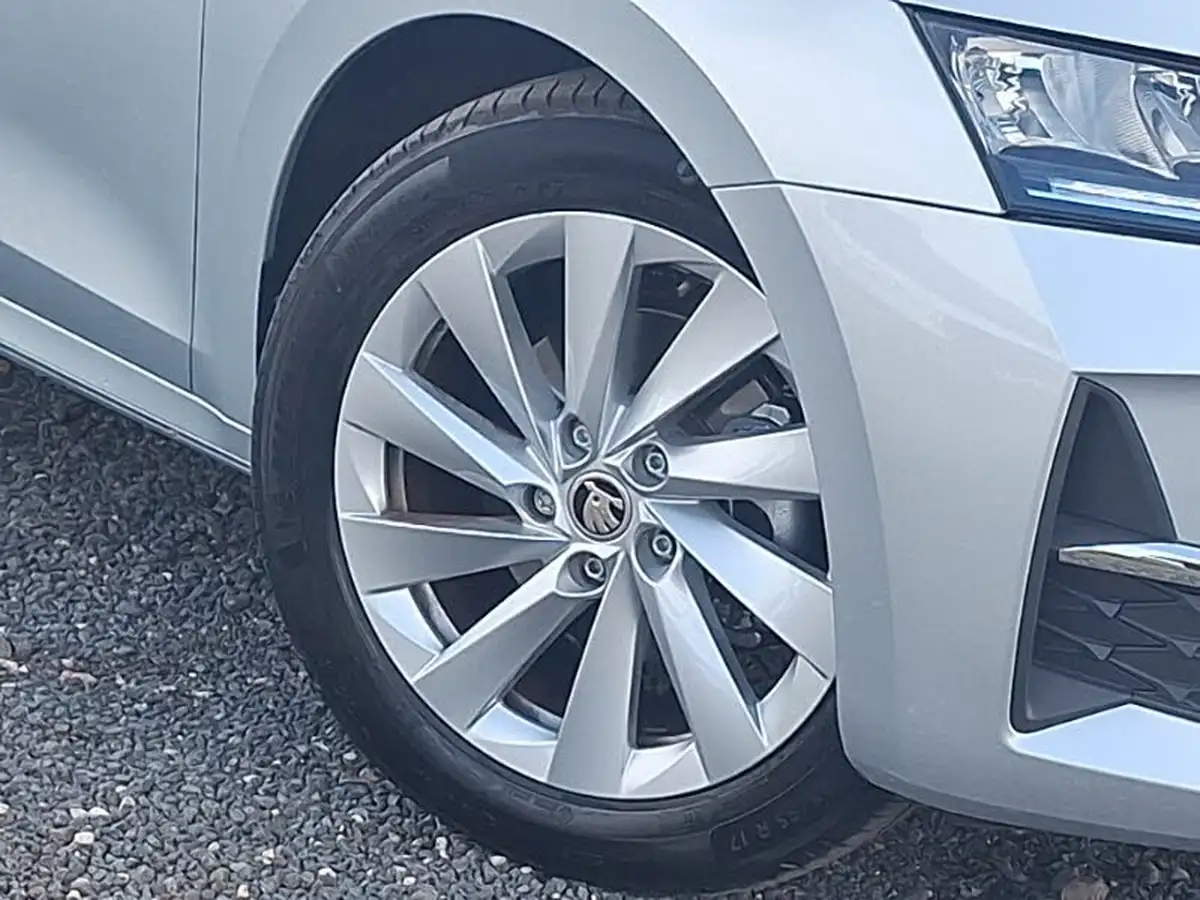 2024-skoda-octavia-15-tsi-e-tec-se-l-estate-big-8