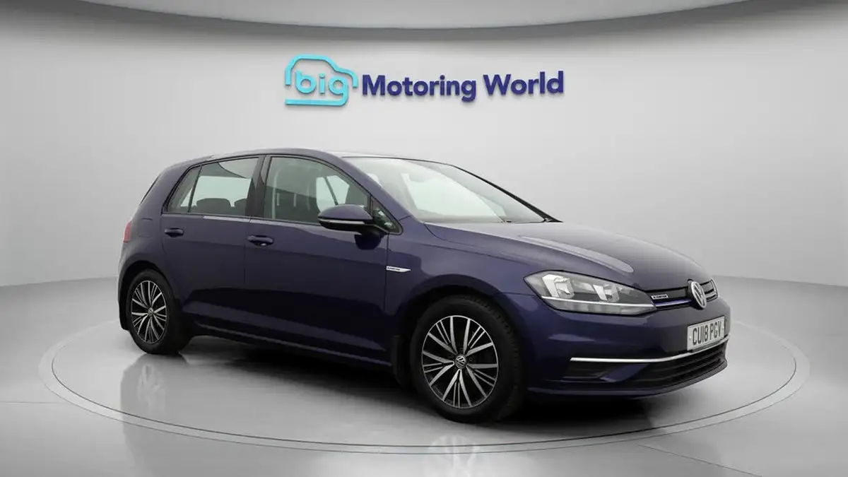 2018-volkswagen-golf-15-tsi-se-130ps-ss-hatchback-5d-big-1