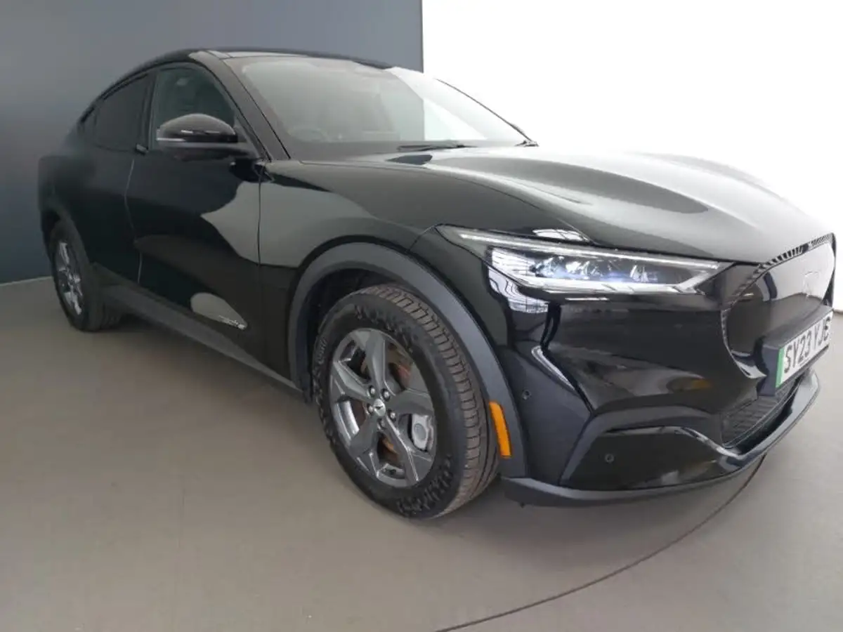 2023-ford-mustang-mach-e-e-standard-range-big-8