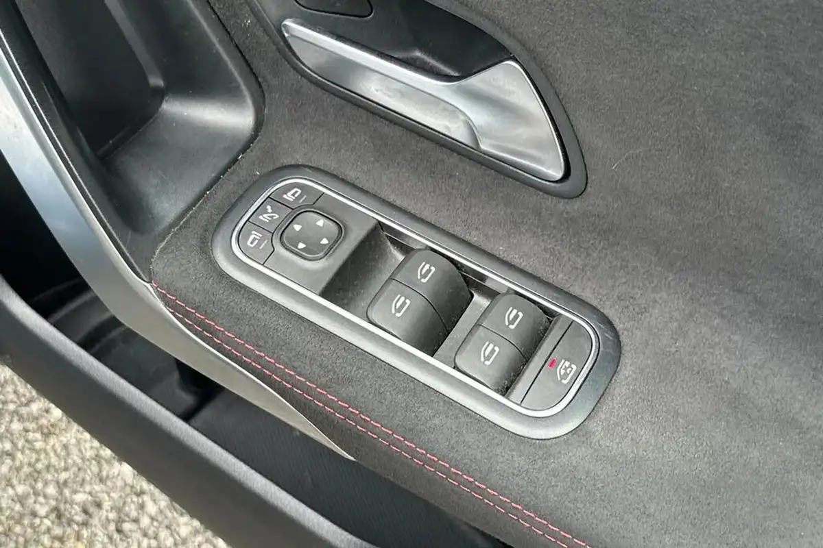 2019-mercedes-benz-a-class-15d-a180d-amg-line-premium-hatchback-5d-7g-dct-big-20