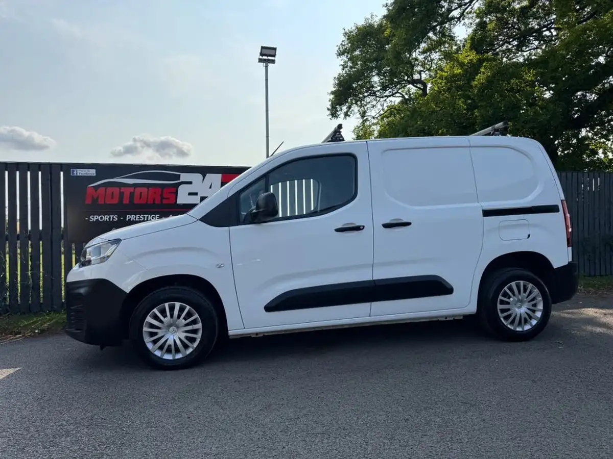 2021-citroen-berlingo-15bluehdi-650-enterprise-ss-big-27