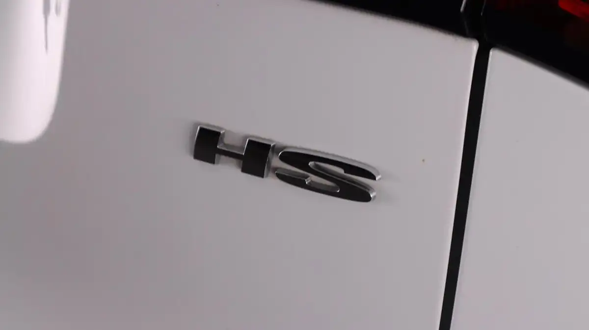 2021-mg-hs-15t-gdi-exclusive-162ps-big-21