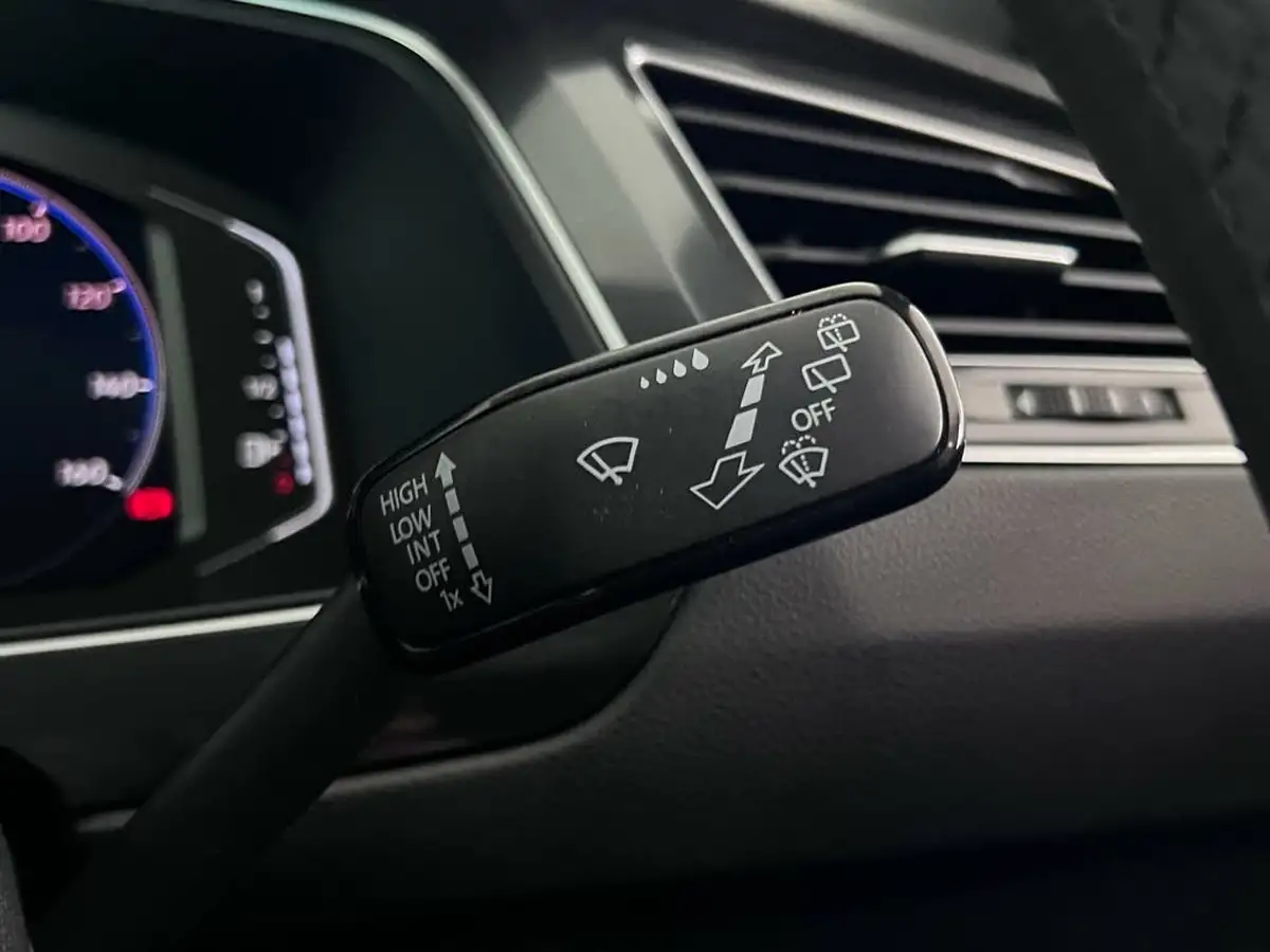 2020-volkswagen-tiguan-15-tsi-r-line-big-26