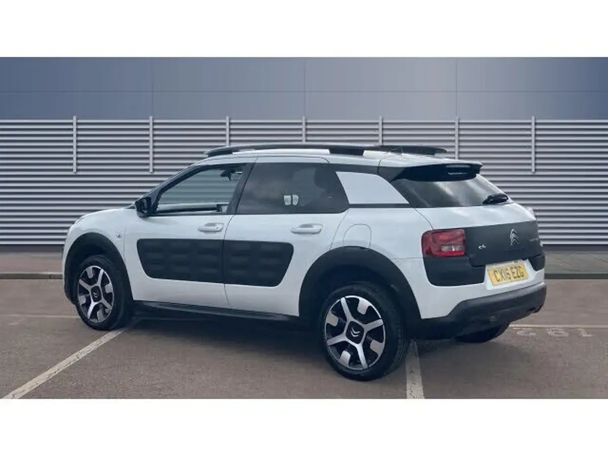 2016-citroen-c4-cactus-16bluehdi-flair-big-1