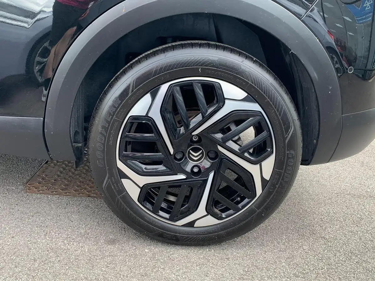 2021-citroen-c4-12-puretech-shine-130ps-big-30