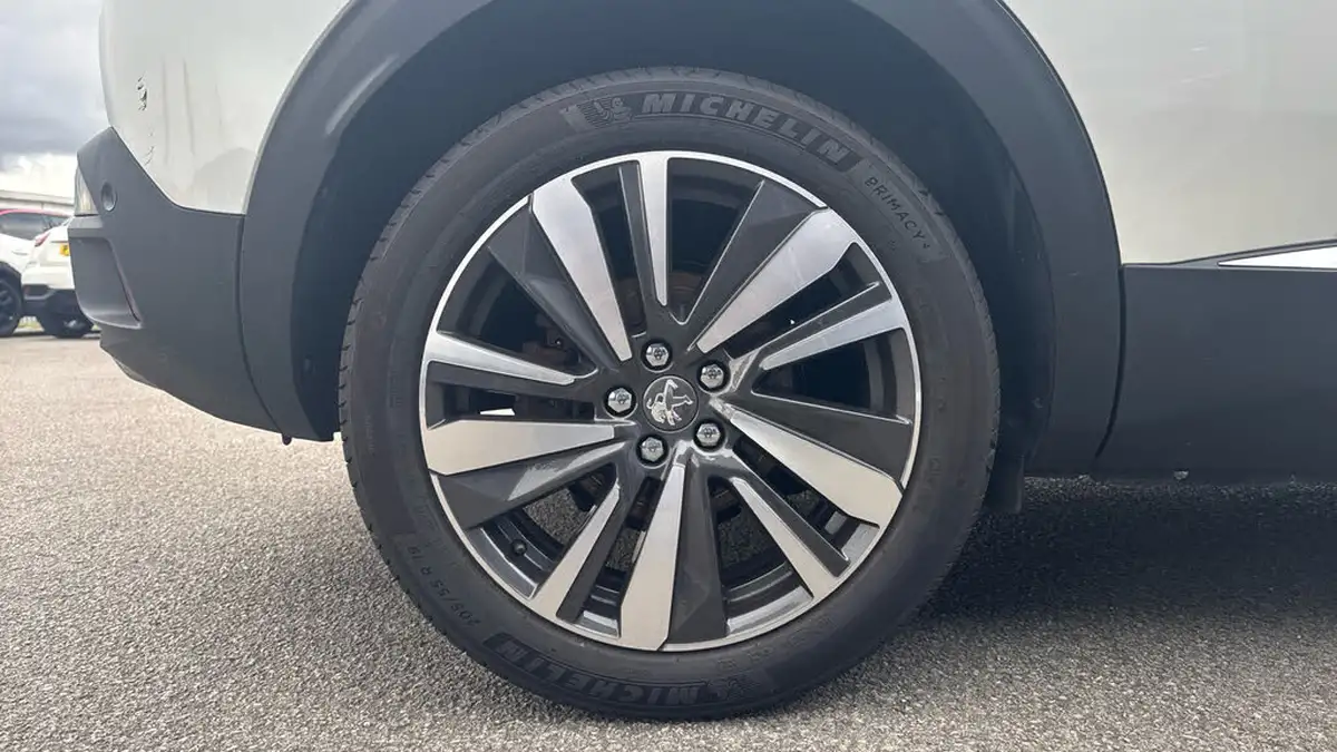 2019-peugeot-3008-suv-15-bluehdi-gt-line-premium-big-15
