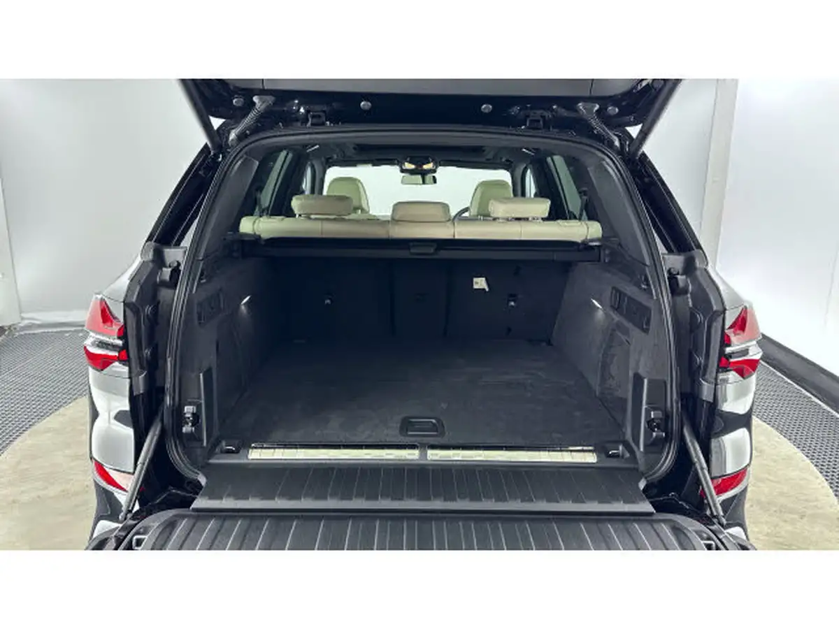 2025-bmw-x5-30-xdrive-50e-m-sport-big-12