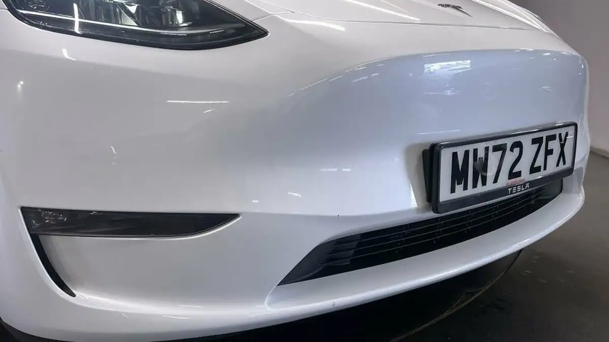 2022-tesla-model-y-e-long-range-big-10