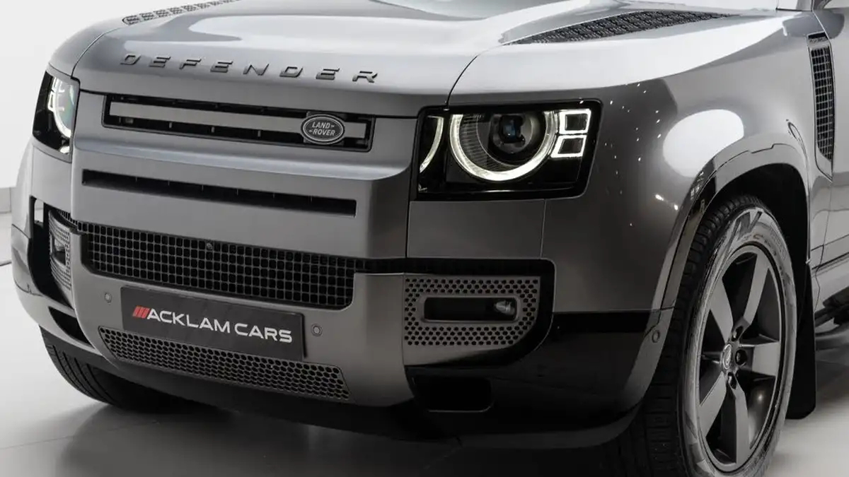 2024-land-rover-110-defender-30-d300-x-dynamic-hse-big-9
