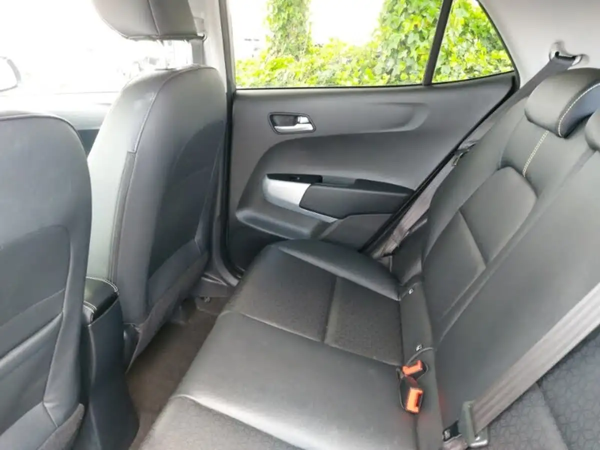 2024-kia-picanto-10-x-line-s-big-5