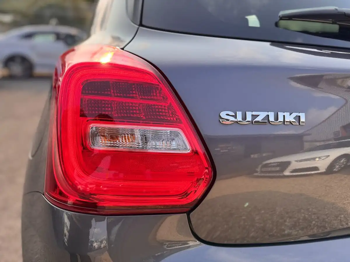 2022-suzuki-swift-12-dualjet-sz-l-big-44
