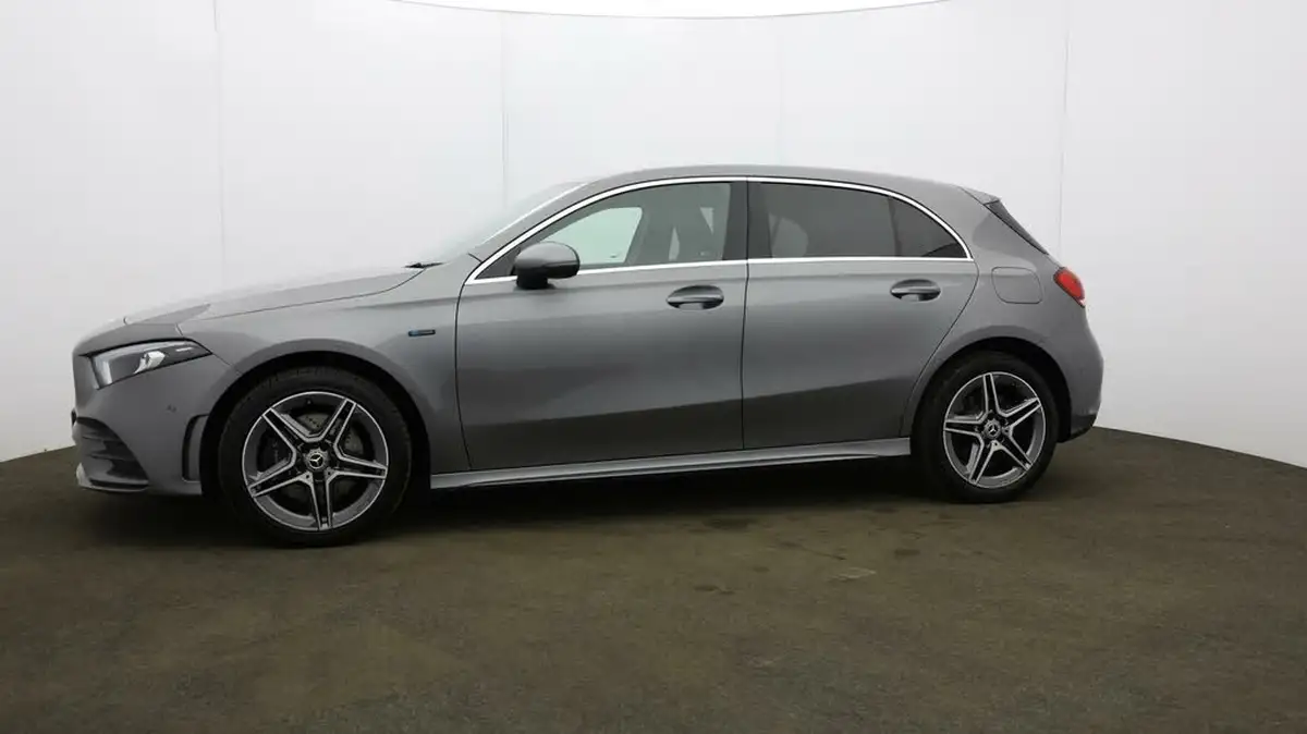2021-mercedes-benz-a-class-13-a250e-amg-line-executive-hatchback-5d-big-34