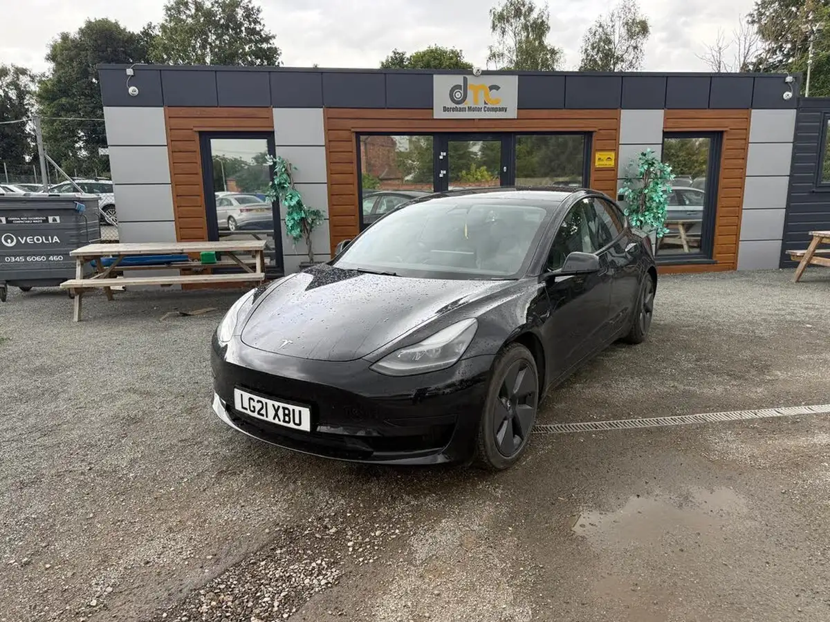 2021-tesla-model-3-e-standard-plus-big-0