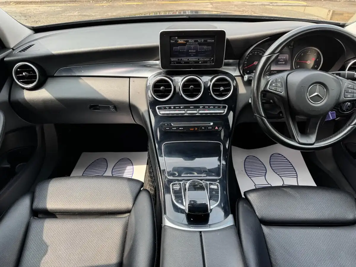 2016-mercedes-benz-c-class-16d-c200d-se-ss-saloon-4d-auto-big-30