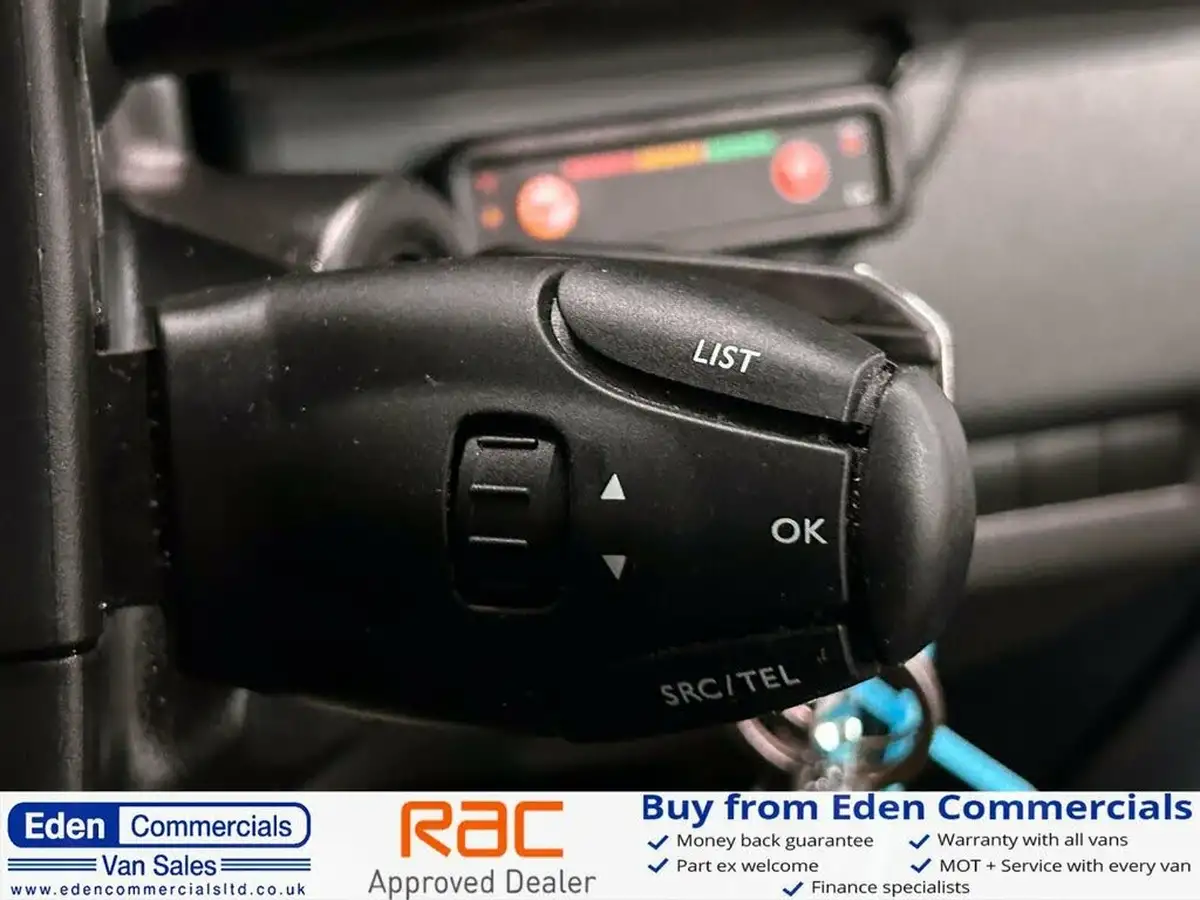 2019-peugeot-expert-20-bluehdi-professional-standard-1400-20bluehdi-eu6-crew-big-22