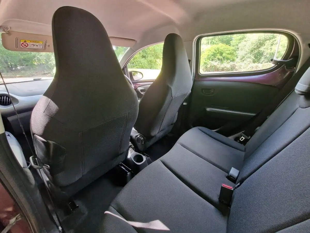 2016-peugeot-108-10-active-hatchback-5d-big-30