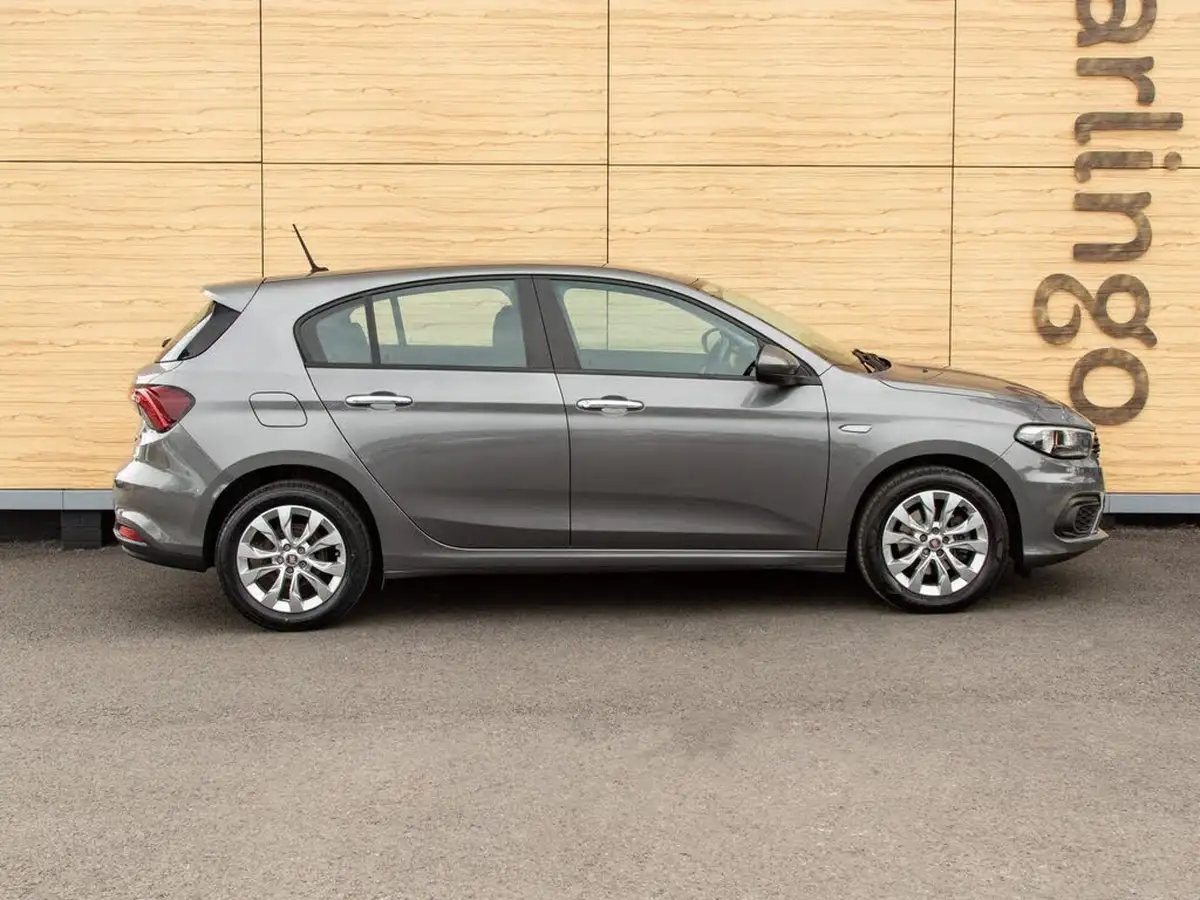 2018-fiat-tipo-14-easy-hatchback-big-11