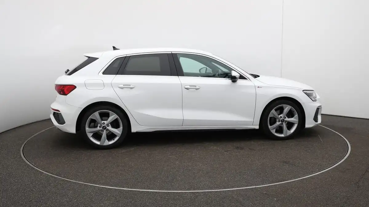 2021-audi-a3-15-35-tfsi-s-line-sportback-5d-big-39