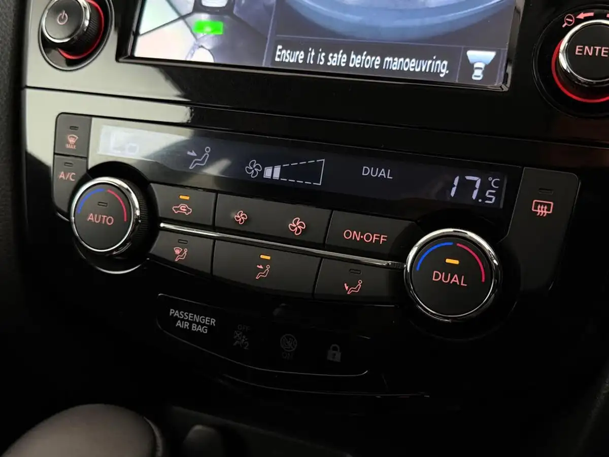2016-nissan-qashqai-12-dig-t-n-connecta-xtronic-cvt-big-35