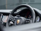 2022-porsche-macan-20-small-39