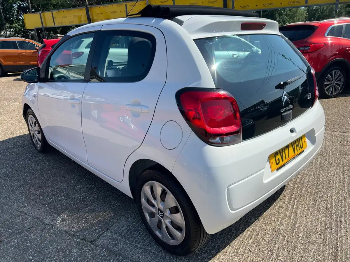 2017-citroen-c1-10-vti-airscape-feel-big-4